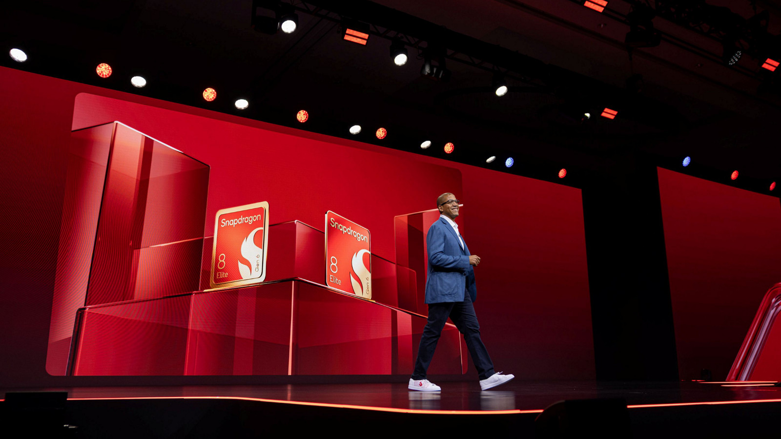 Qualcomms officiella grafik för Snapdragon-plattformarna från Summit 2026.
